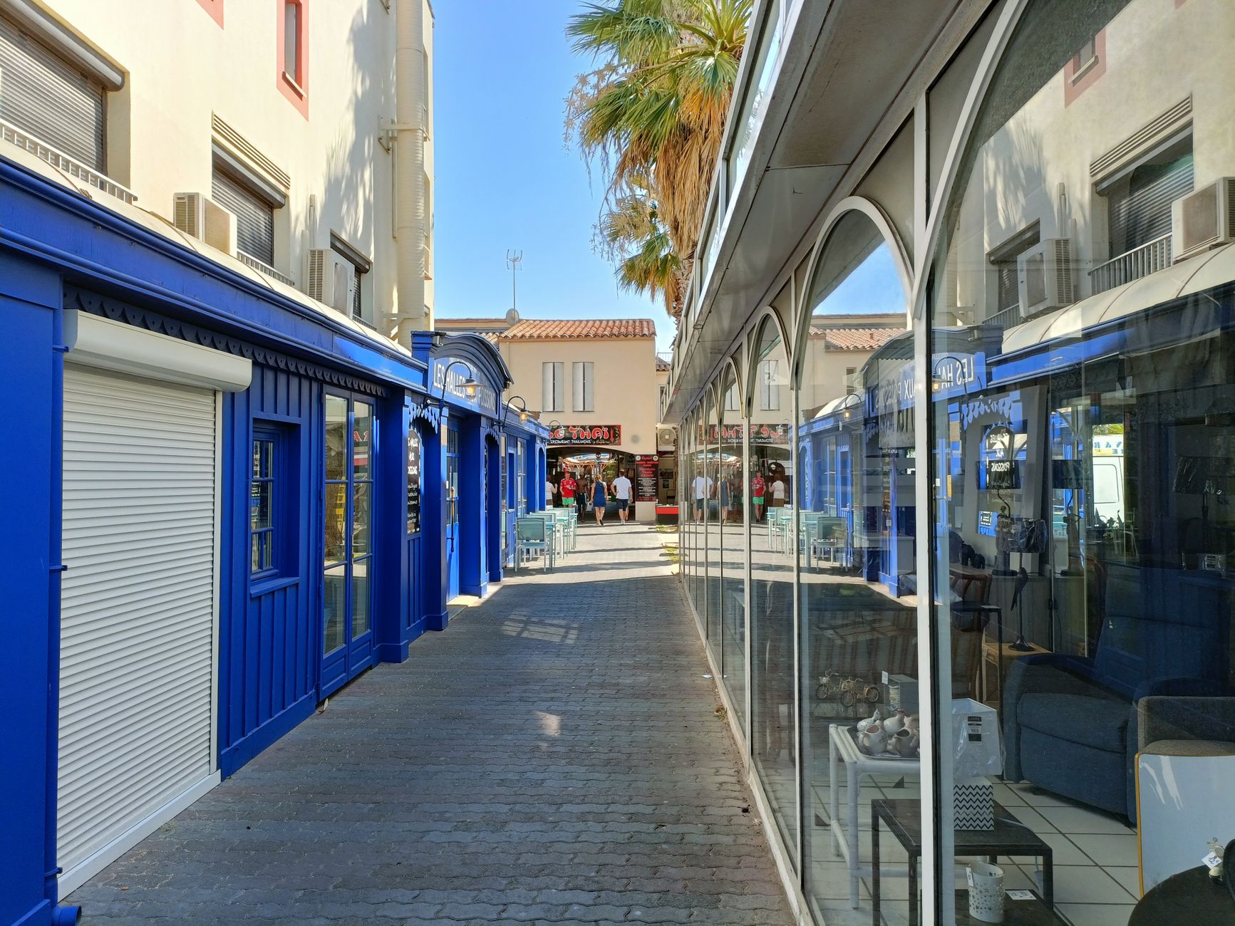Agence immobilière commerciale équipe à Valence